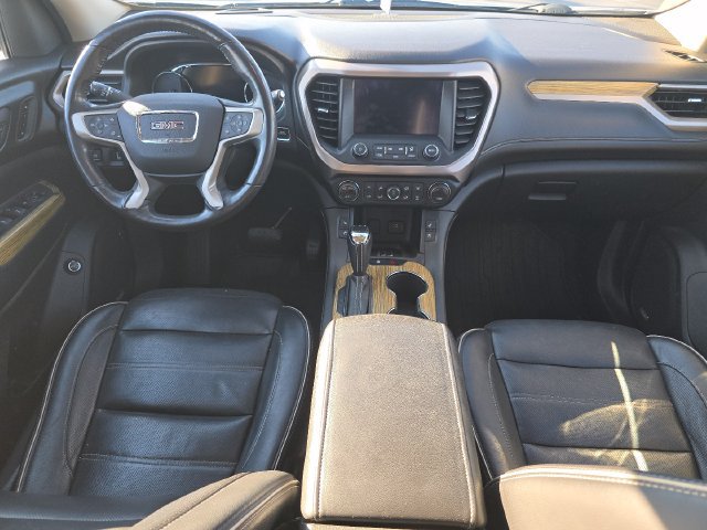 Used 2018 GMC Acadia Denali w/ Technology Package FWD image 22