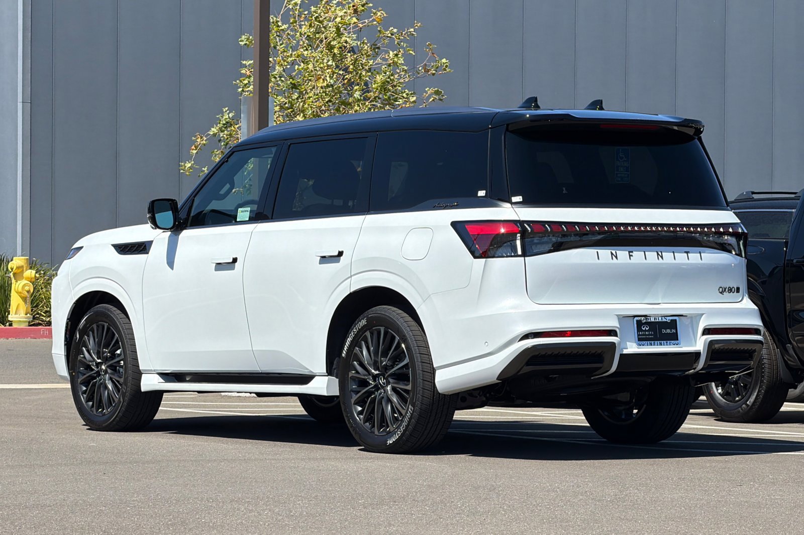 New 2027 INFINITI QX80 Autograph AWD/4WD image 6
