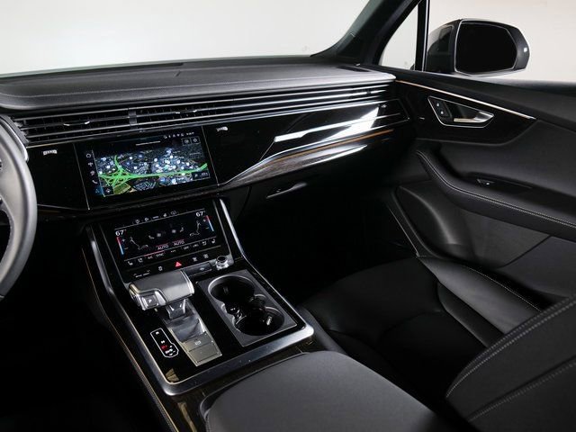 Used 2026 Audi Q7 3.0T Premium Plus AWD/4WD image 19