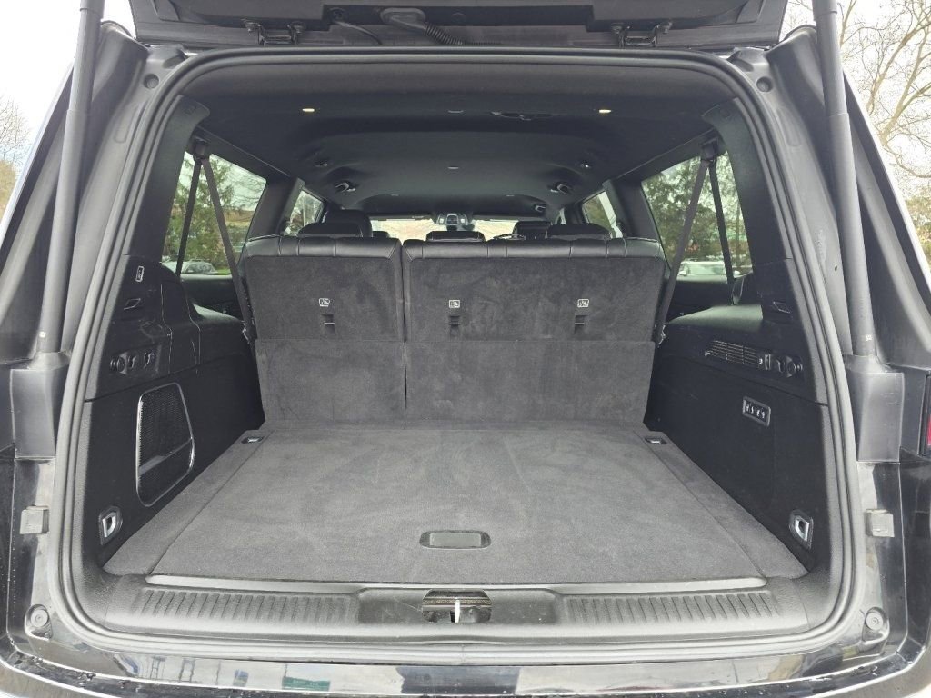 Used 2024 Jeep Wagoneer L Series II w/ Flexible Seating Group image 16