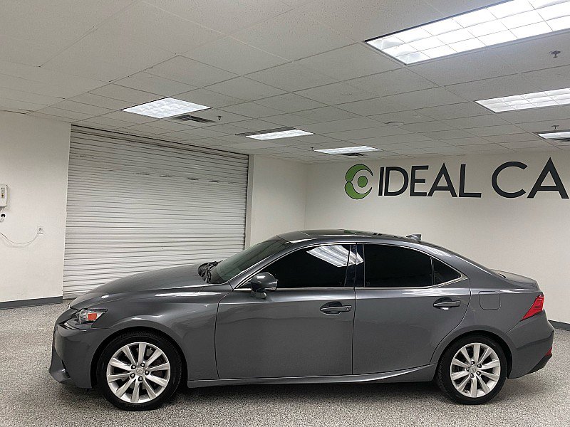 Used 2016 Lexus IS 200t image 8