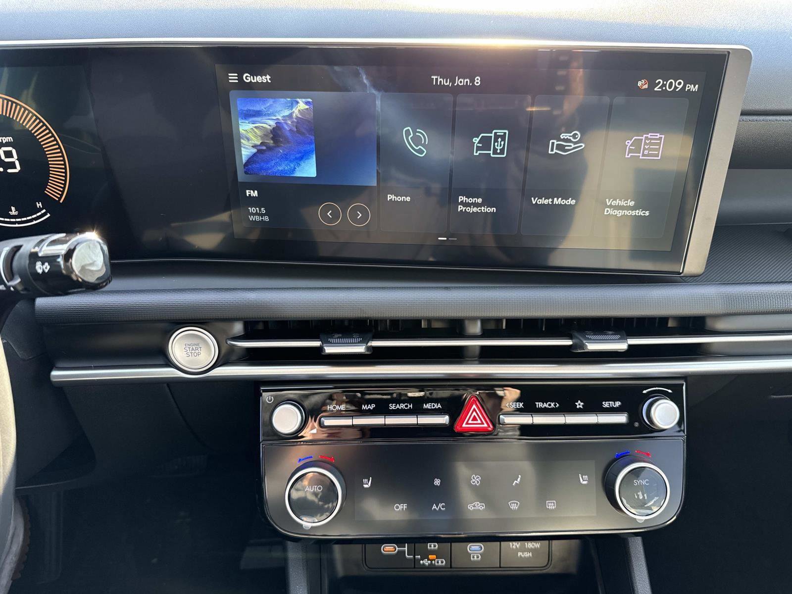 New 2026 Hyundai Santa Cruz SEL image 3