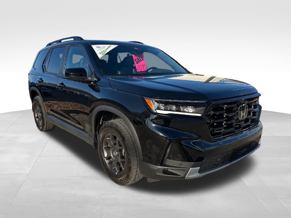 Used 2024 Honda Pilot TrailSport image 7