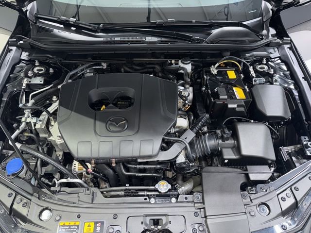 Used 2025 MAZDA MAZDA3 2.5 S Hatchback w/ Premium Pkg image 9