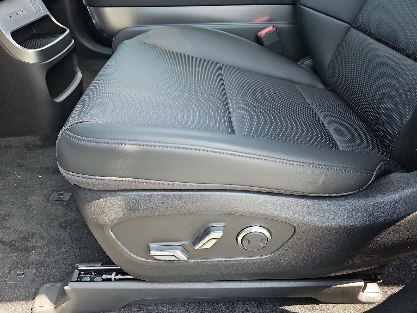 New 2026 Hyundai Ioniq 9 SEL image 32