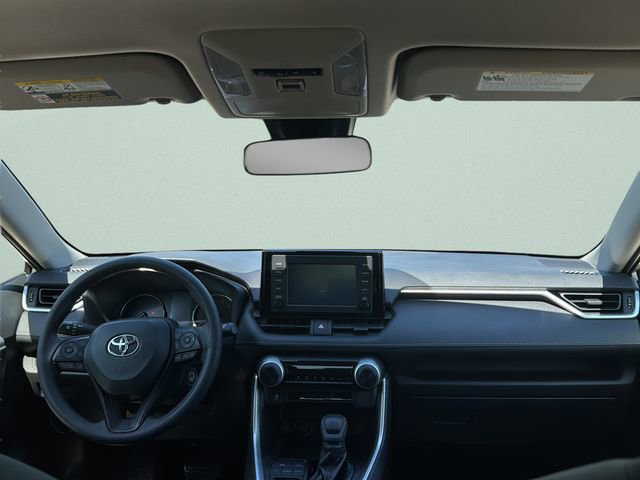 Used 2019 Toyota RAV4 LE w/ Carpet Mat Package FWD image 15