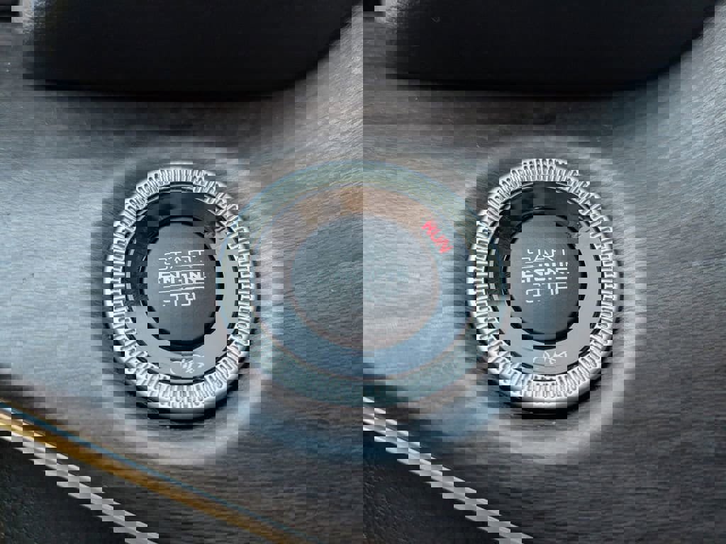 Used 2021 Jeep Grand Cherokee L Limited image 25