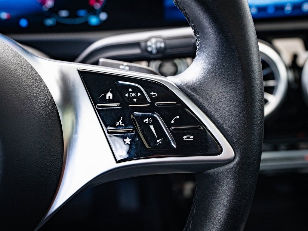 Certified 2025 Mercedes-Benz CLA 250 4MATIC image 25