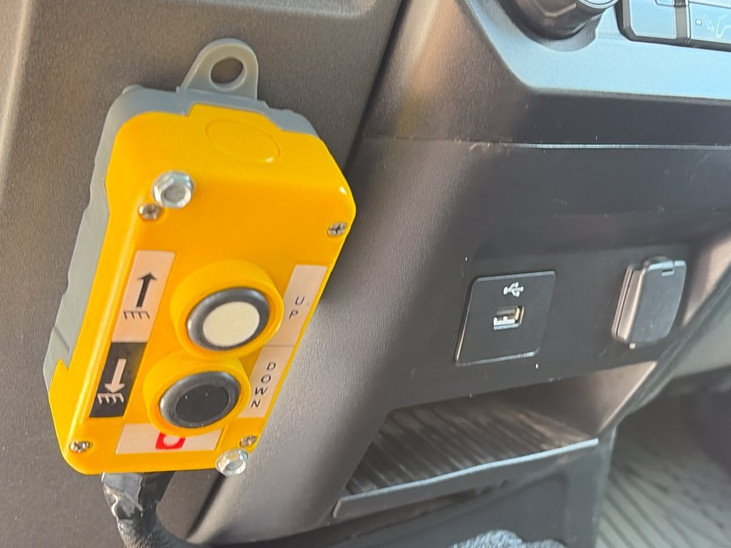 Used 2021 Ford F550 4x4 SuperCab Super Duty image 21