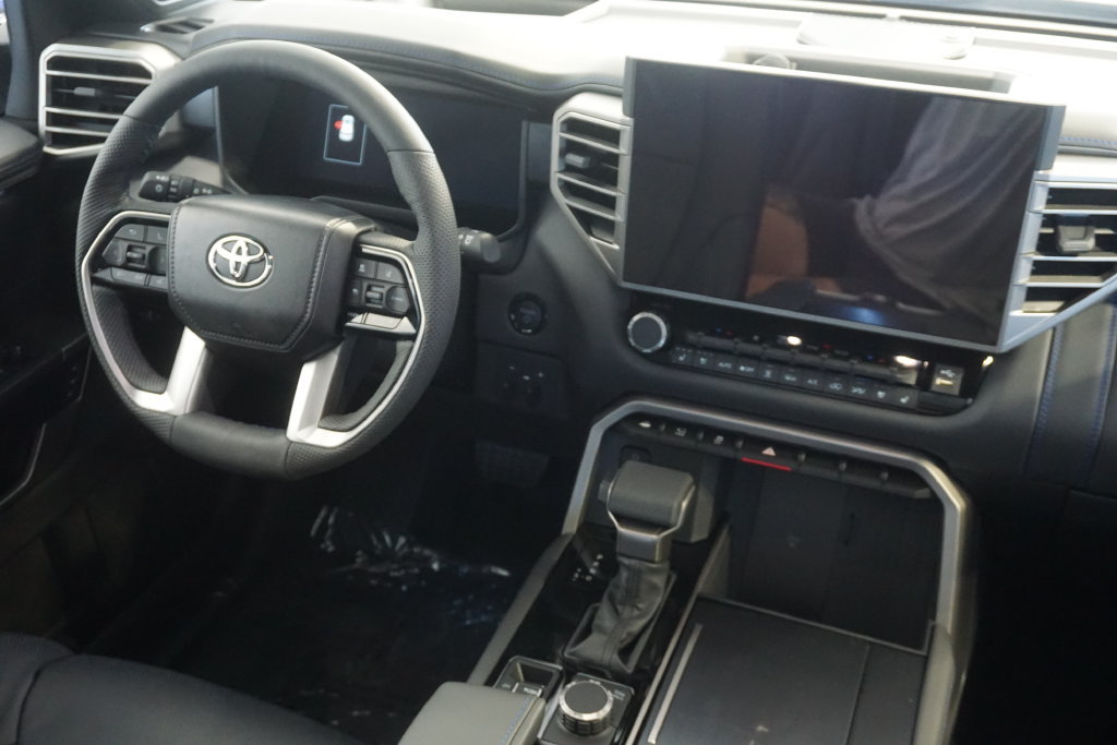 New 2026 Toyota Sequoia Platinum AWD/4WD image 33