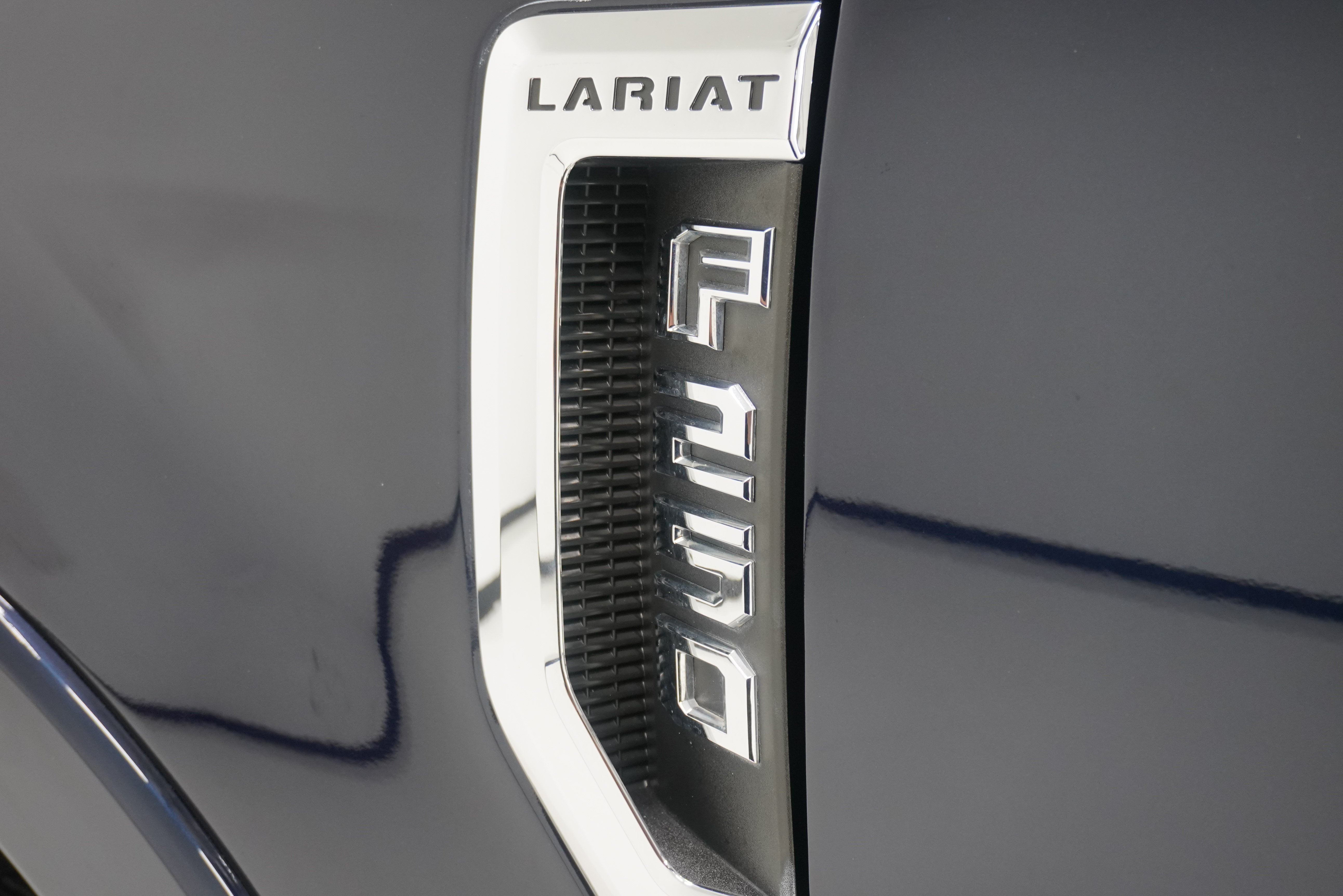 Used 2021 Ford F250 Lariat w/ Tremor Off-Road Package AWD/4WD image 7