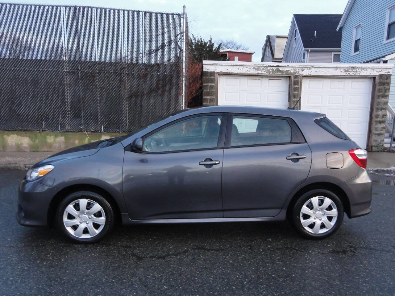 Used 2012 Toyota Matrix L image 10