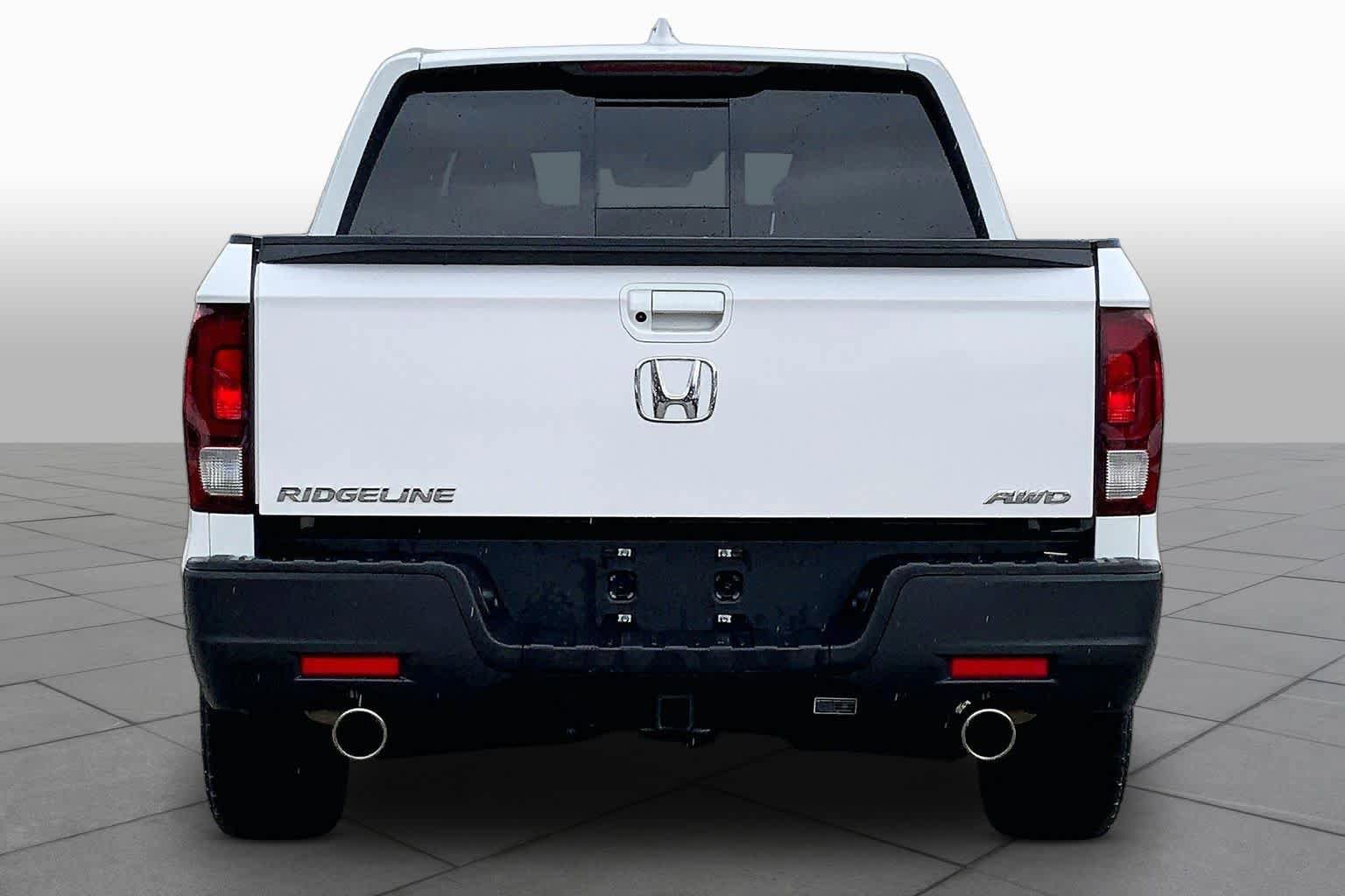 Used 2023 Honda Ridgeline RTL image 5