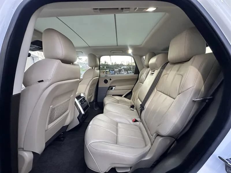 Used 2017 Land Rover Range Rover Sport SE AWD/4WD image 15