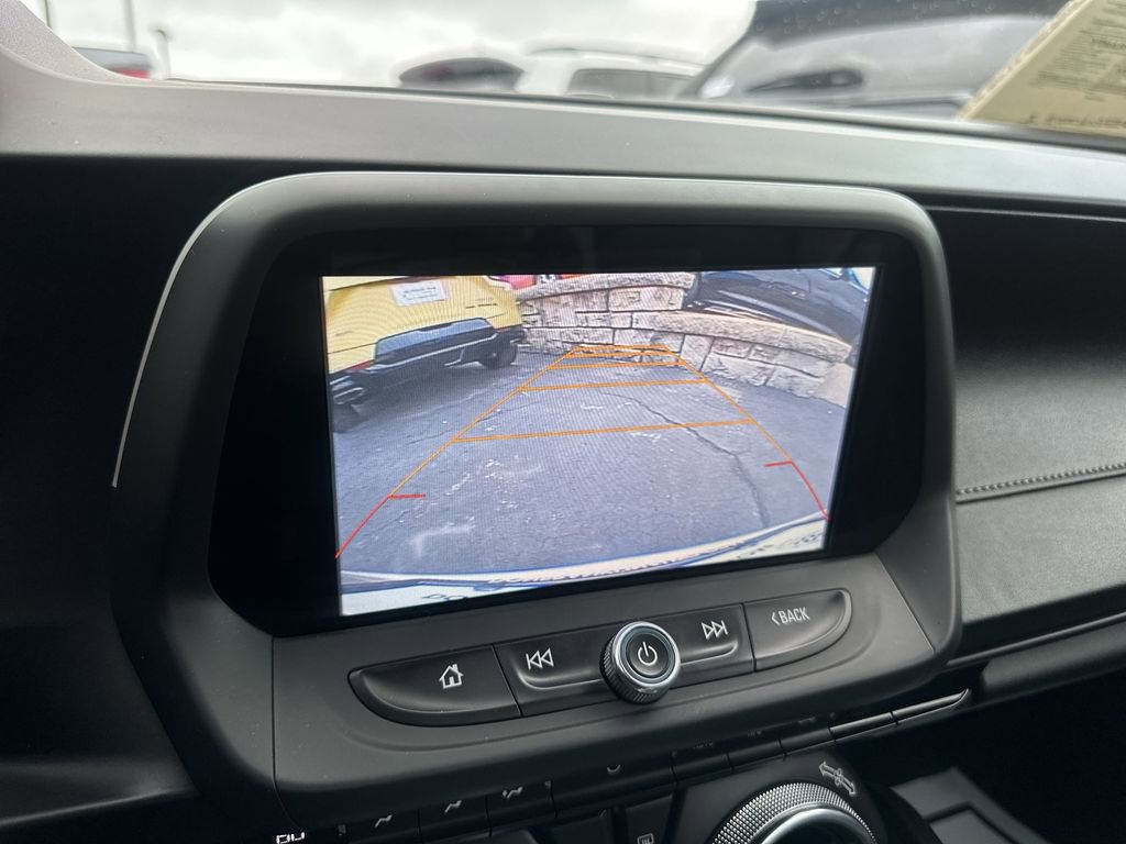 Used 2017 Chevrolet Camaro SS image 17