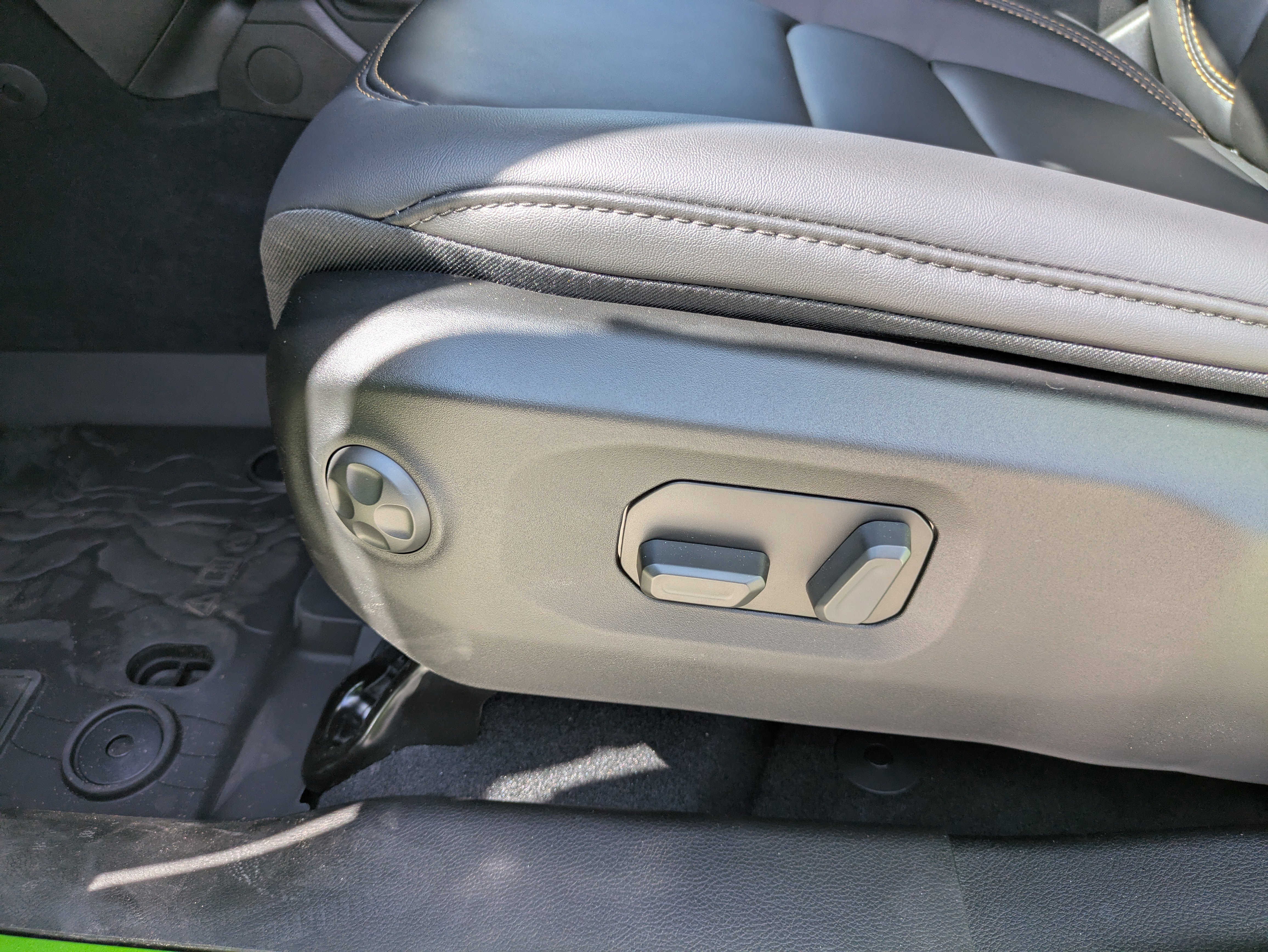 New 2025 Jeep Wrangler Unlimited Rubicon 392 image 8