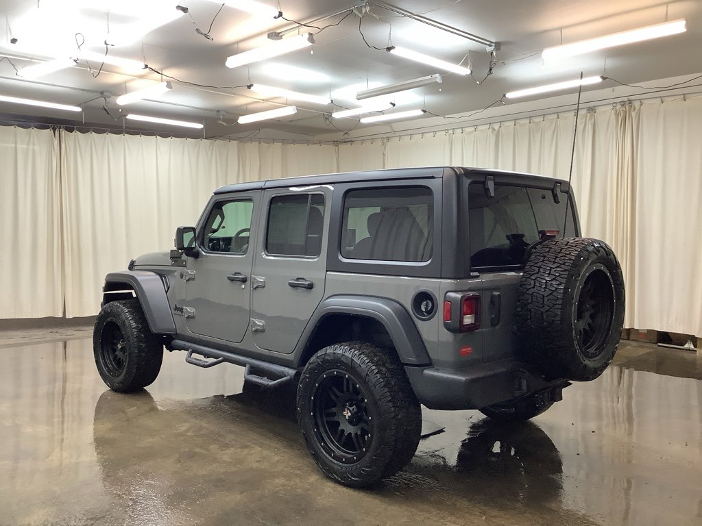 Used 2023 Jeep Wrangler Sport S image 10