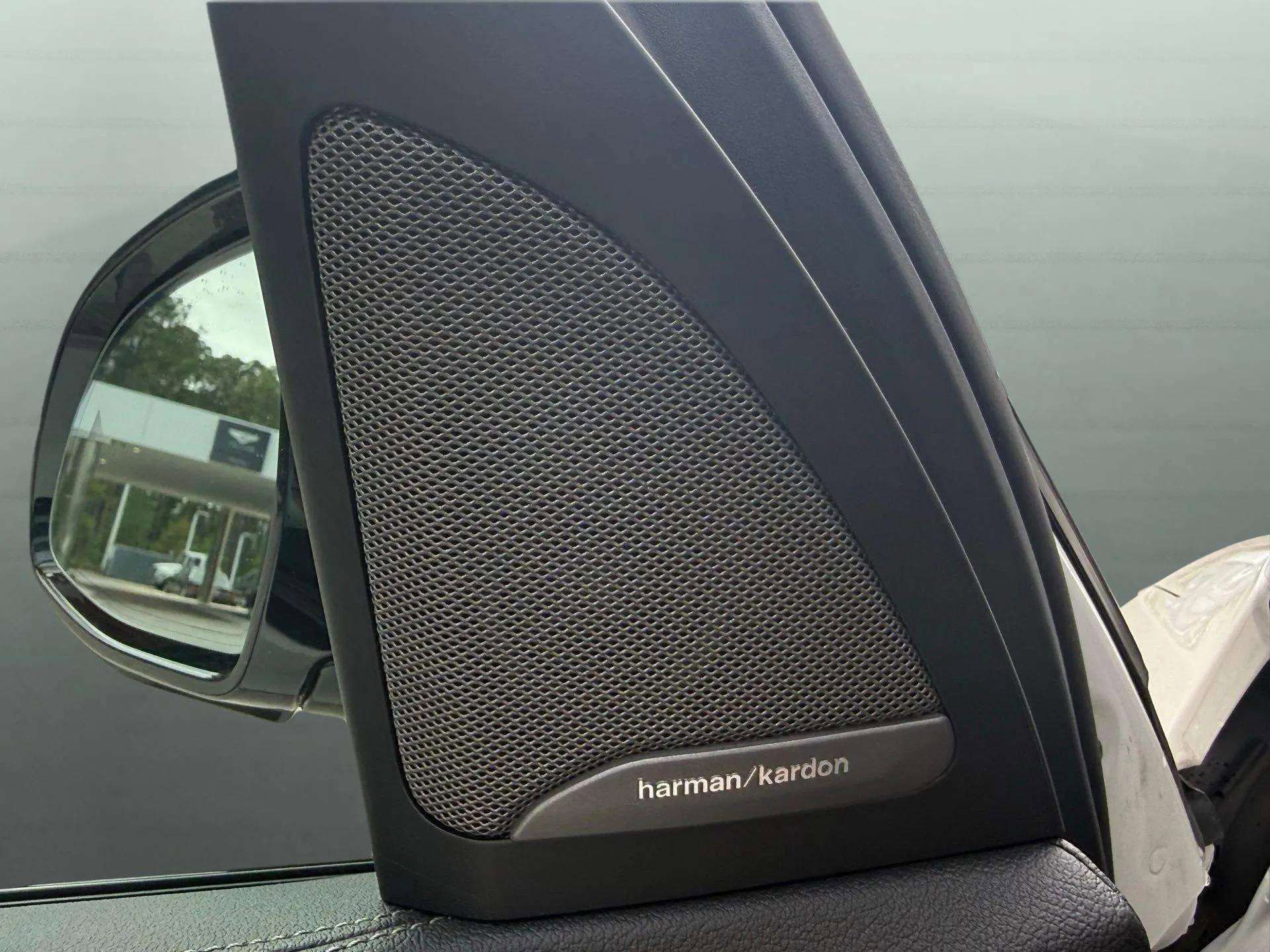 Used 2021 BMW X5 xDrive40i w/ M Sport Package image 44