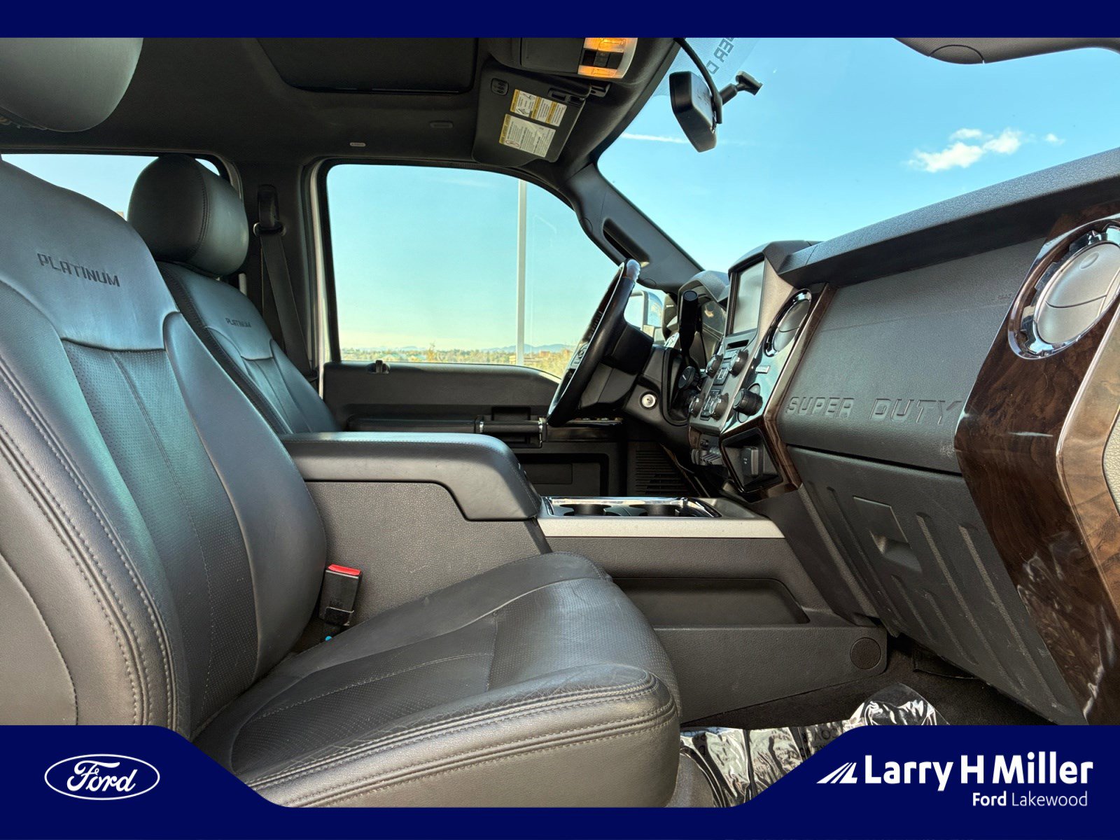 Used 2016 Ford F250 Platinum w/ FX4 Off-Road Package image 19