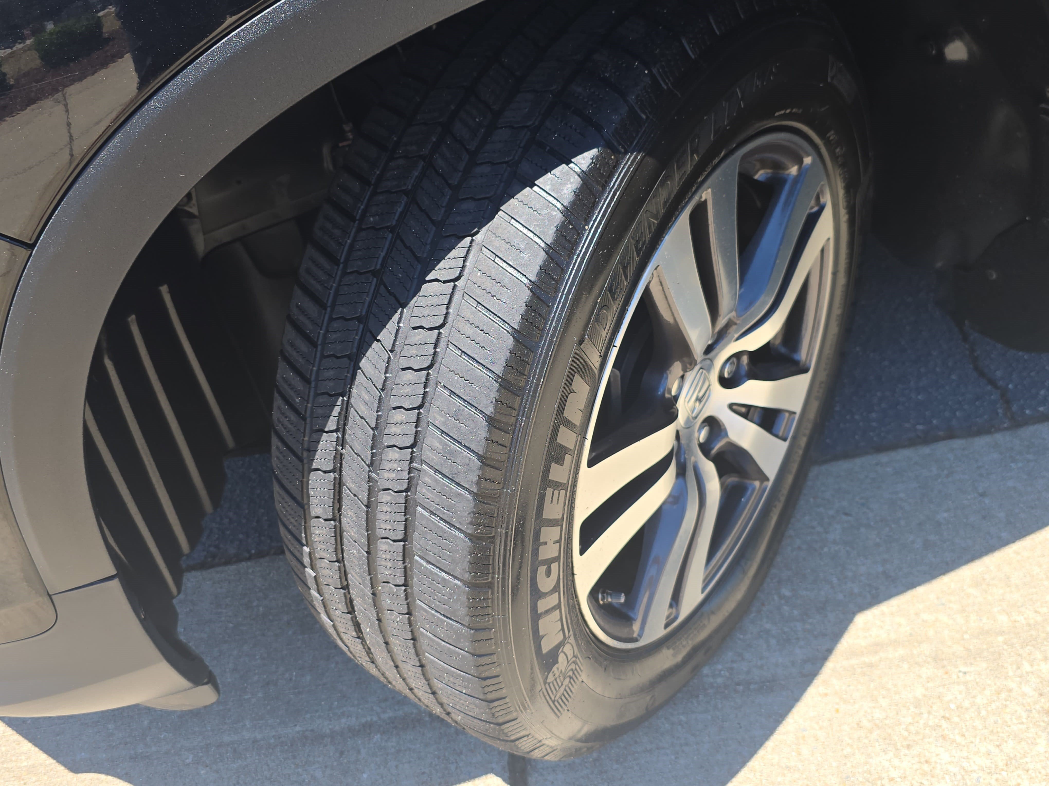 Certified 2018 Honda Pilot EX-L image 34