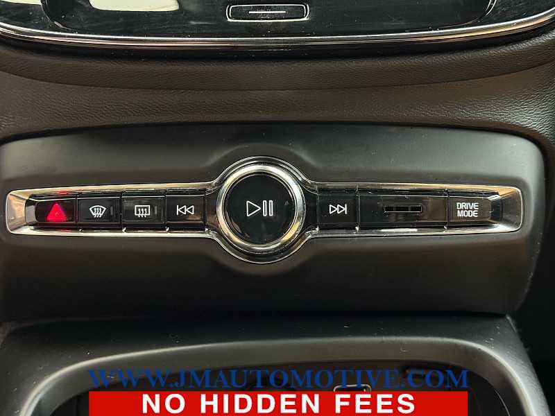 Used 2019 Volvo XC40 T5 Inscription AWD/4WD image 37