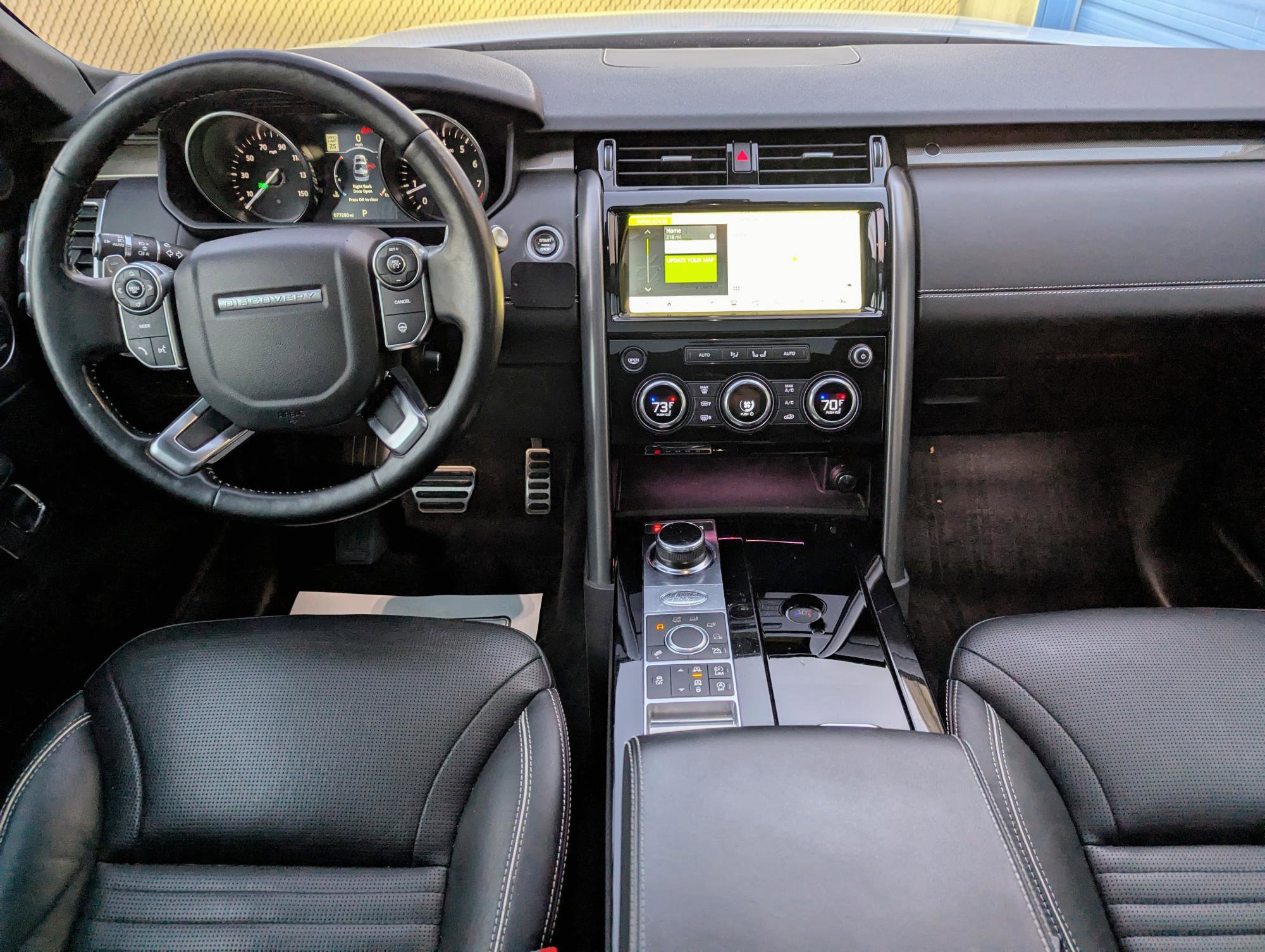 Used 2017 Land Rover Discovery HSE Luxury image 11