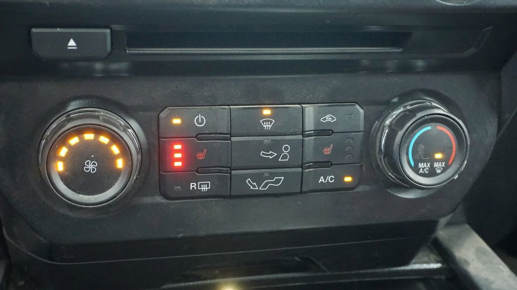 Used 2016 Ford F150 XLT w/ Equipment Group 302A Luxury image 30