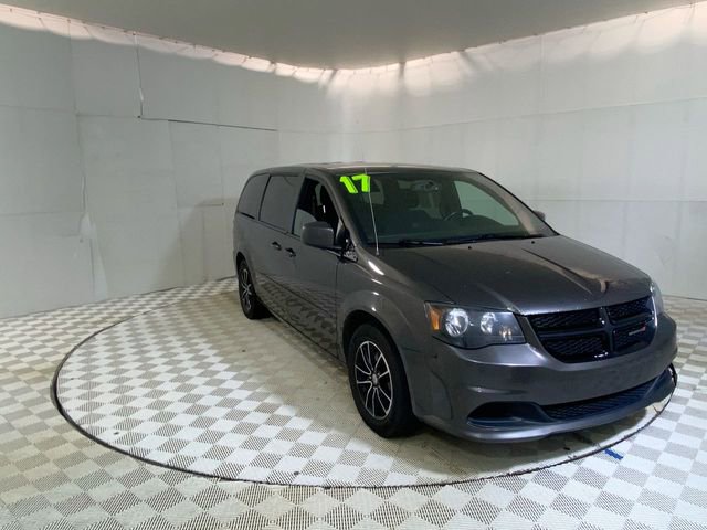 Used 2017 Dodge Grand Caravan SE FWD image 46