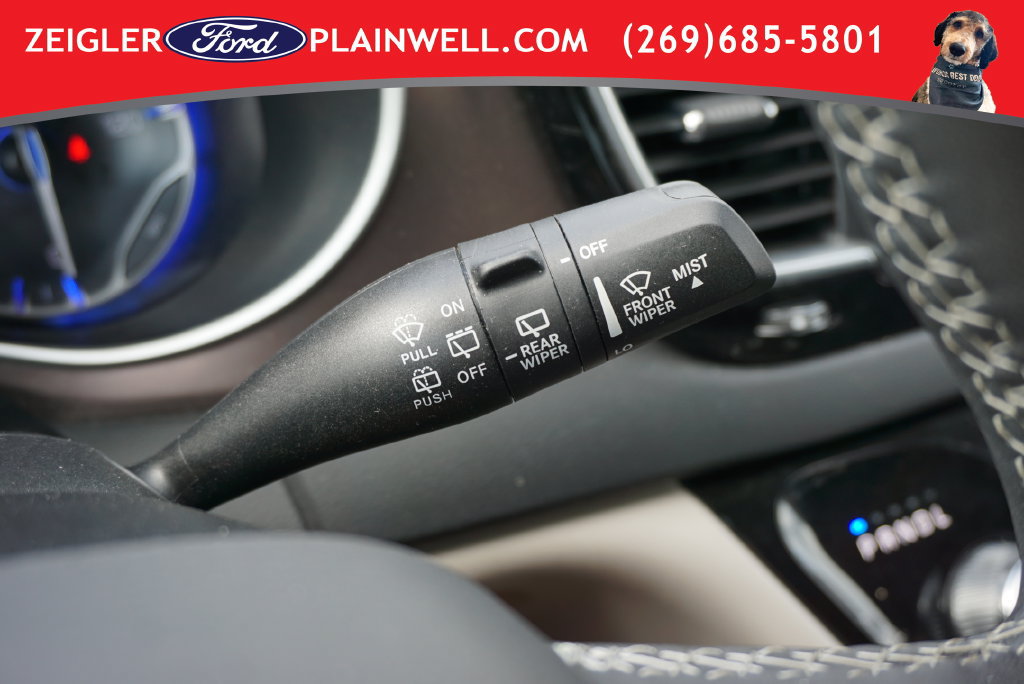 Used 2024 Chrysler Voyager LX FWD image 29