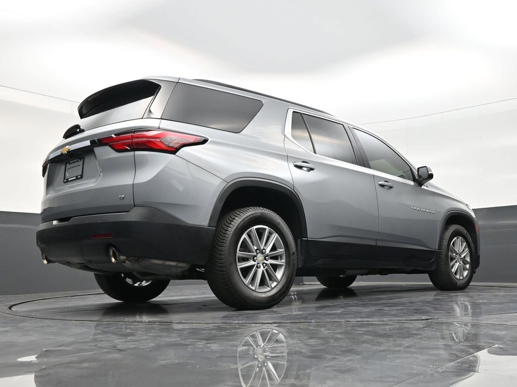 Used 2023 Chevrolet Traverse LT FWD image 25