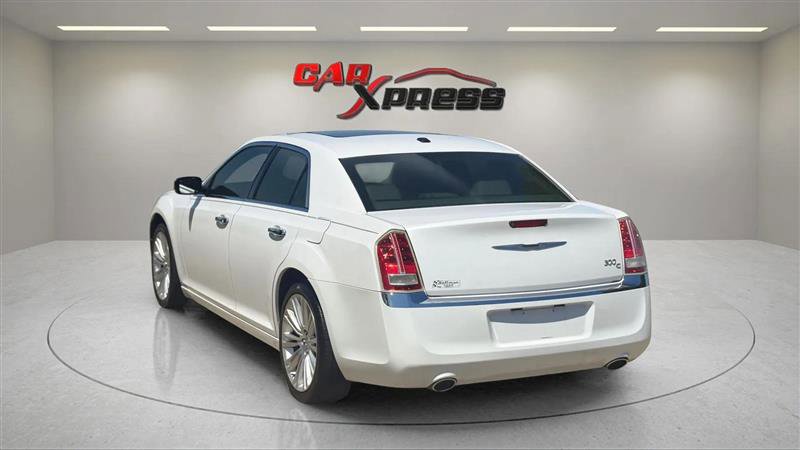 Used 2011 Chrysler 300 C w/ Sound Group image 10