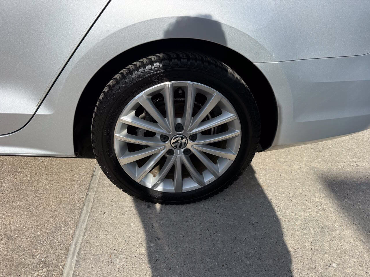 Used 2015 Volkswagen Jetta TDI SEL FWD image 37