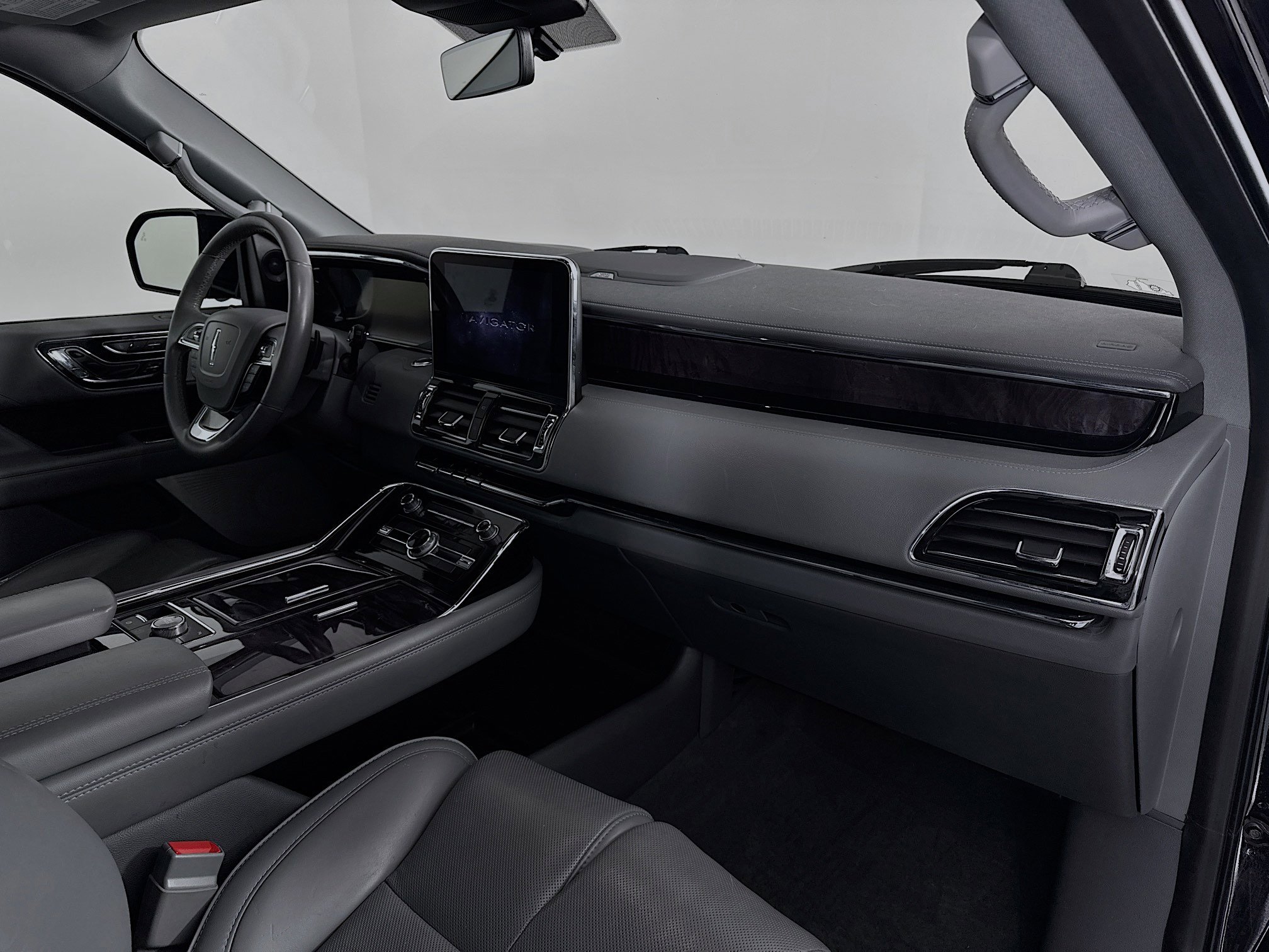 Used 2019 Lincoln Navigator Reserve w/ Cargo Package image 32