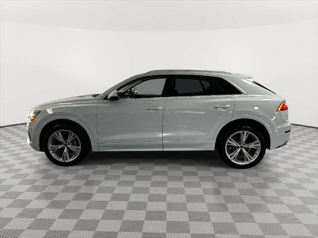 Used 2023 Audi Q8 Premium AWD/4WD image 6
