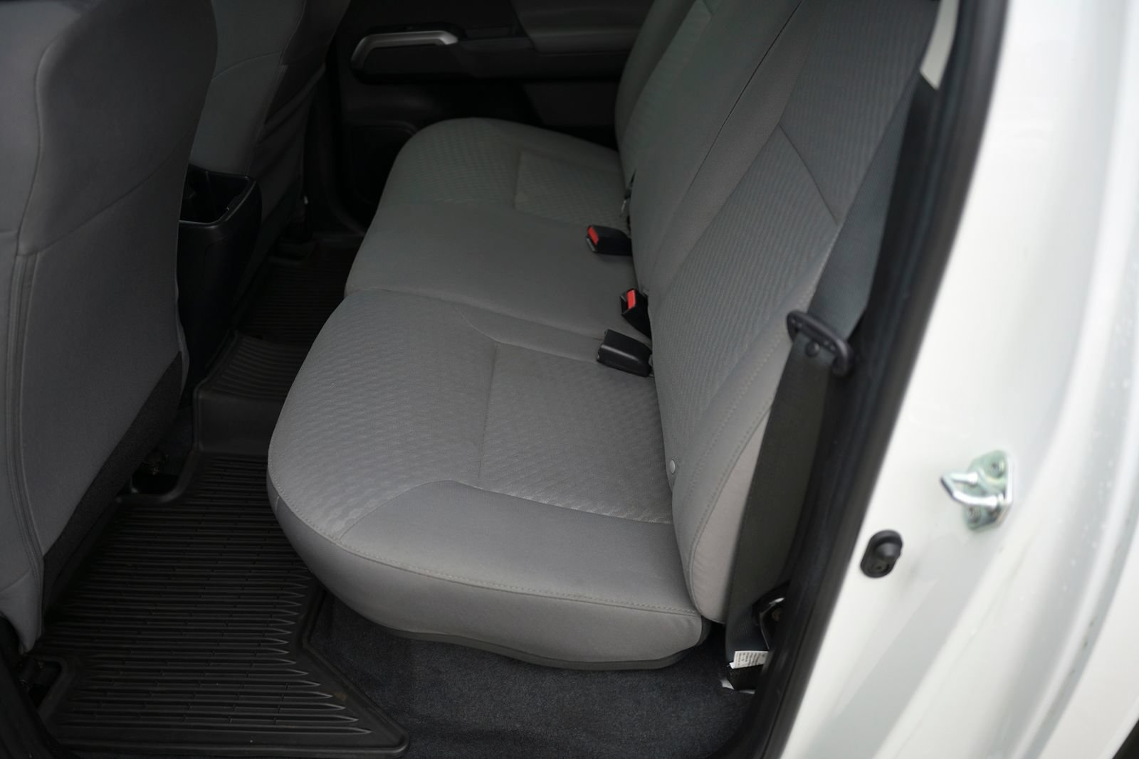 Used 2023 Toyota Tacoma SR5 AWD/4WD image 37