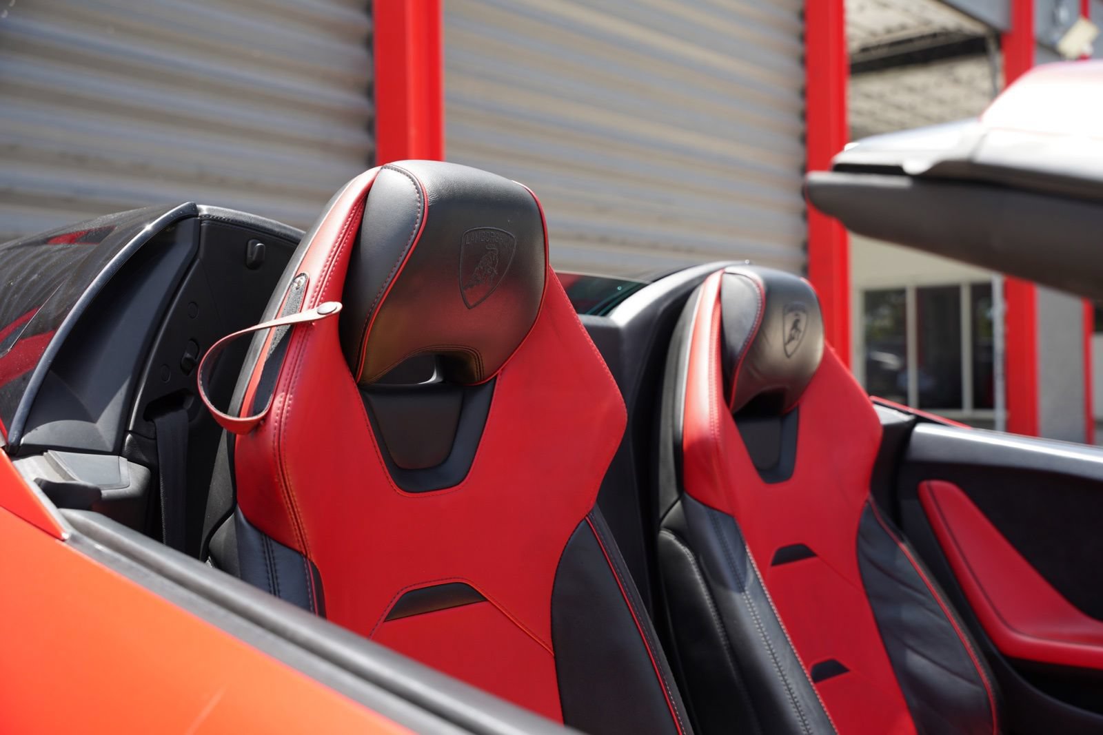 Used 2022 Lamborghini Huracan EVO RWD image 27