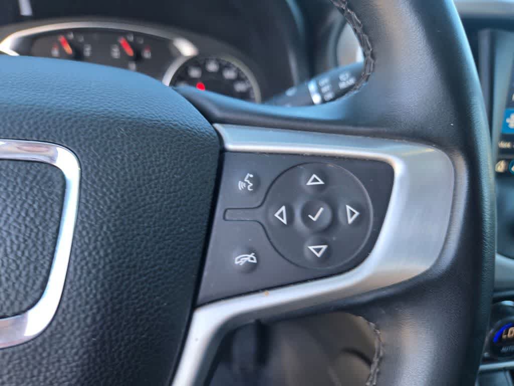 Used 2023 GMC Acadia SLT FWD image 20