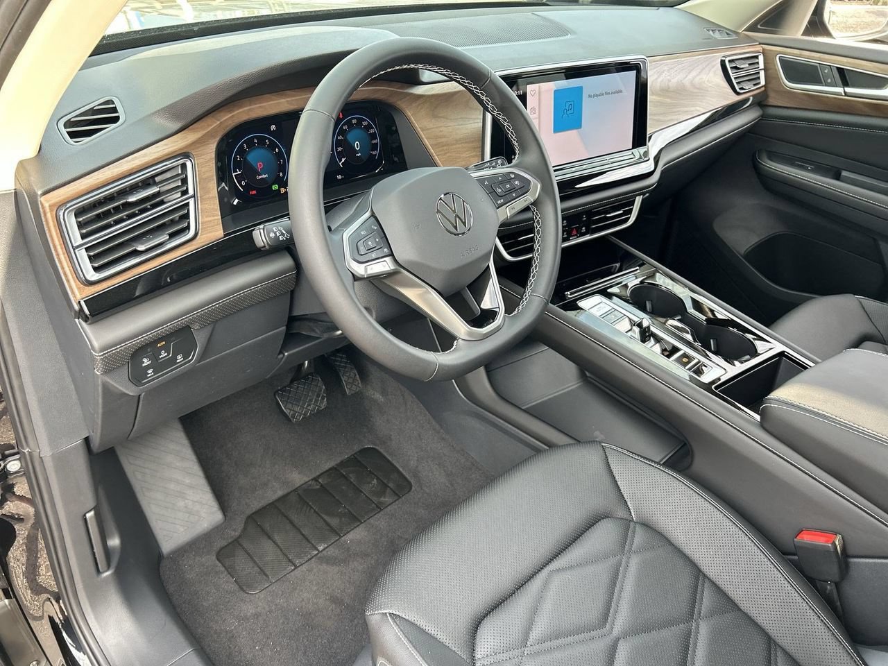 New 2026 Volkswagen Atlas SE FWD image 14