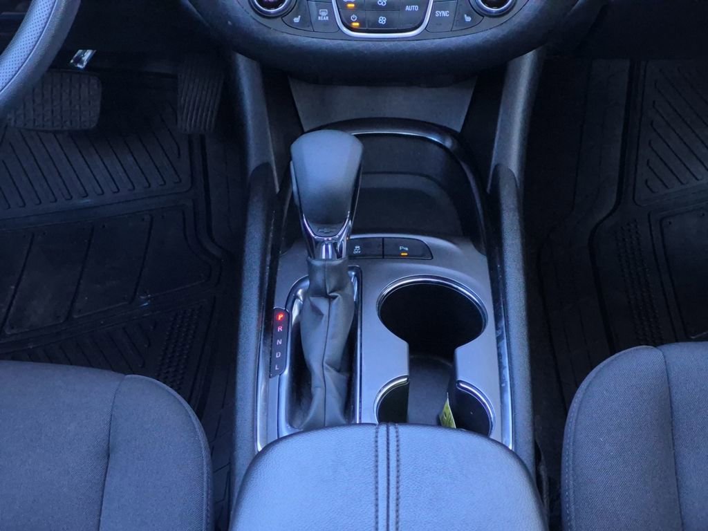 Used 2024 Chevrolet Malibu LT image 10