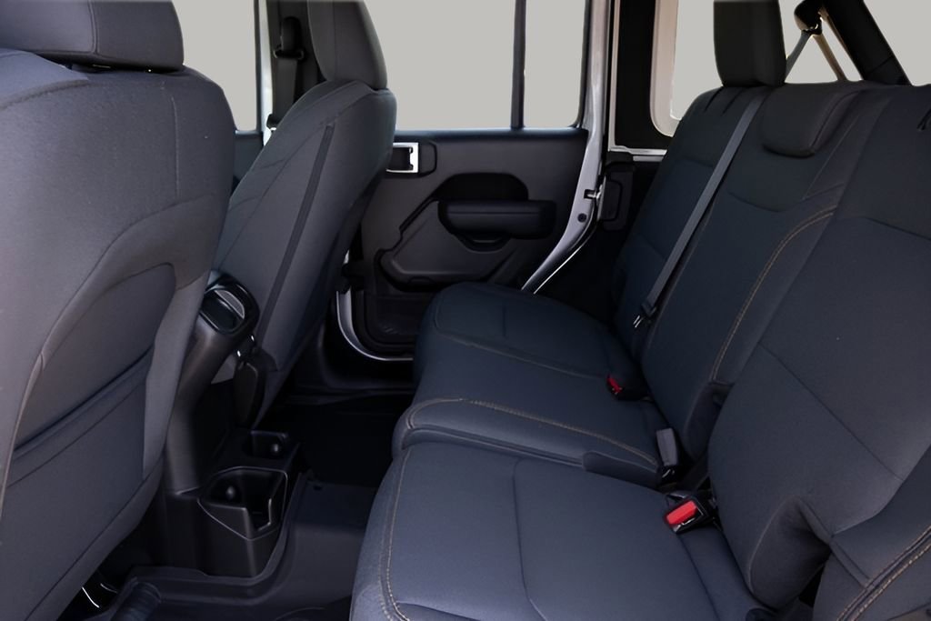 Used 2024 Jeep Wrangler Sport S image 14