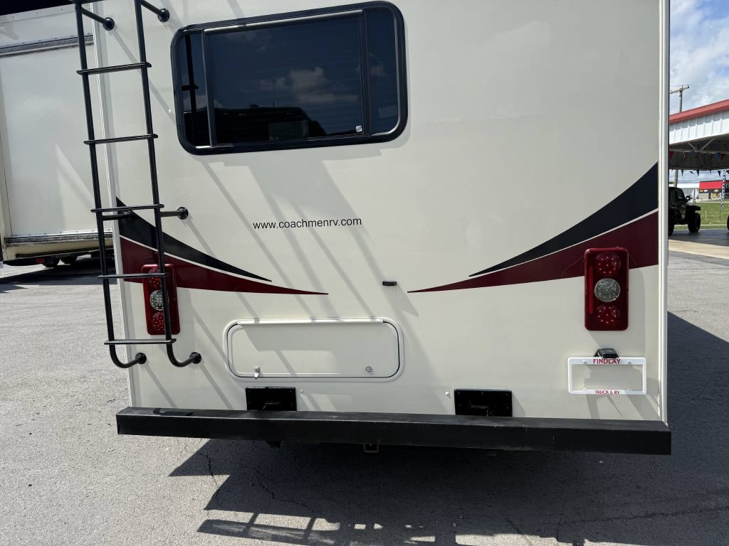 Used 2017 Ford E-450 and Econoline 450 Super Duty w/ Motorhome Prep Package RWD image 27