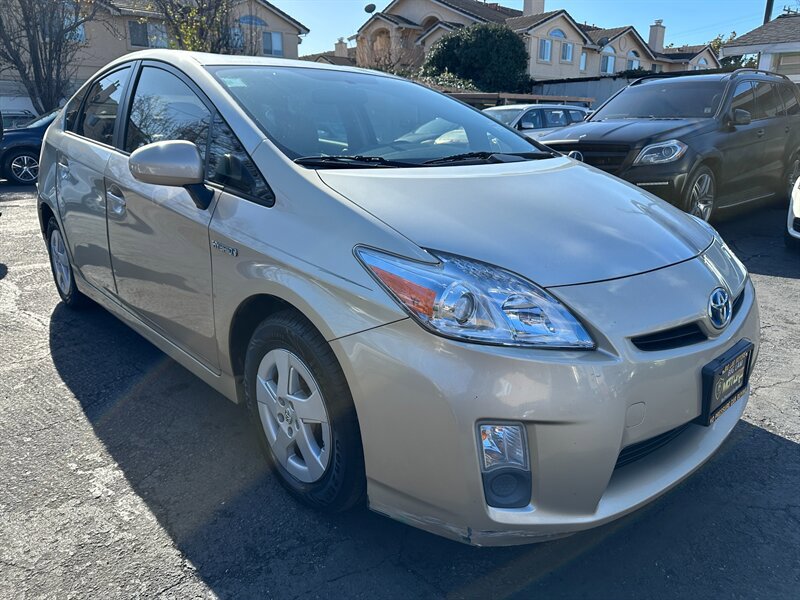 Used 2010 Toyota Prius Five image 3