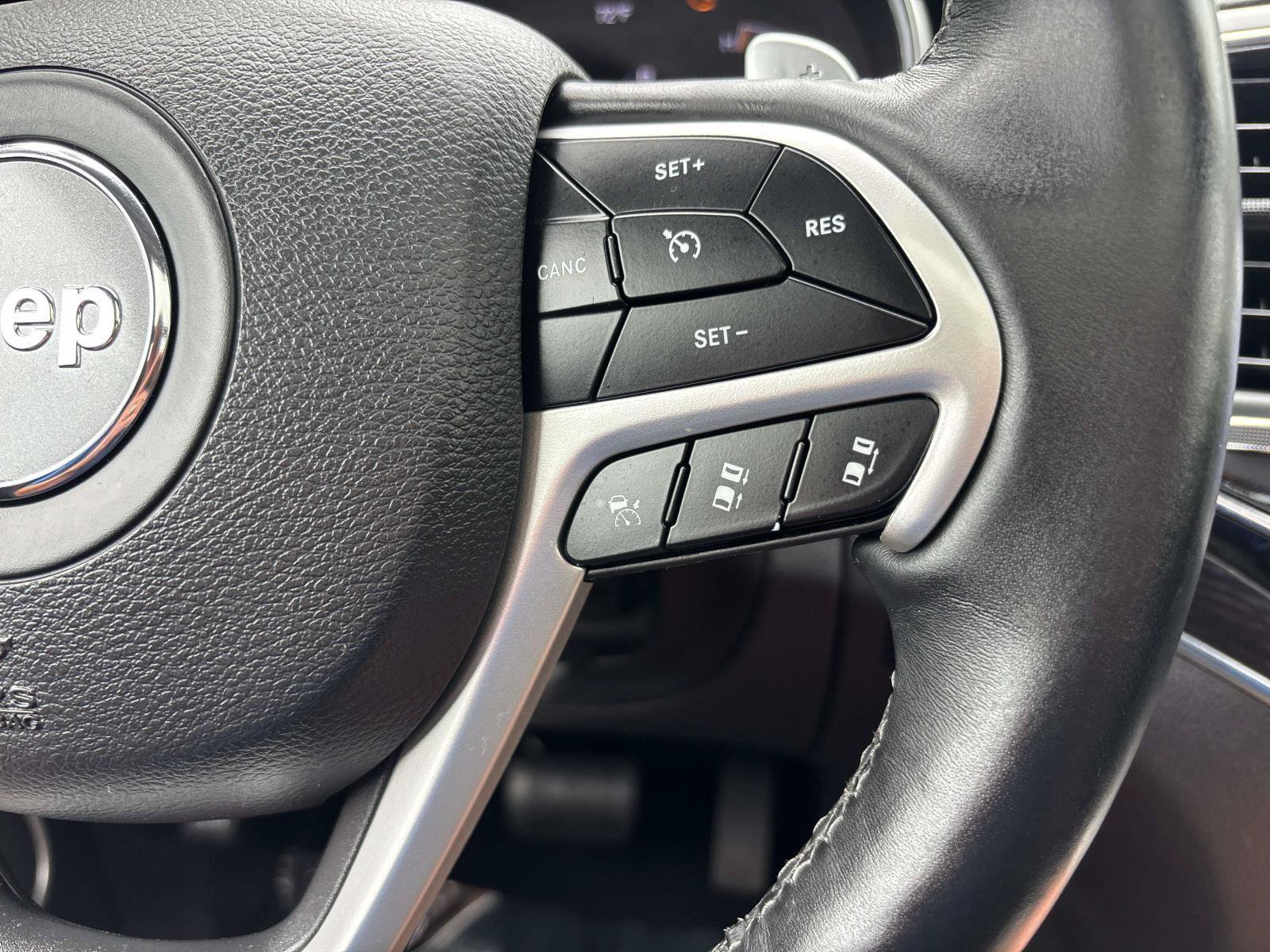 Used 2019 Jeep Grand Cherokee Summit AWD/4WD image 26
