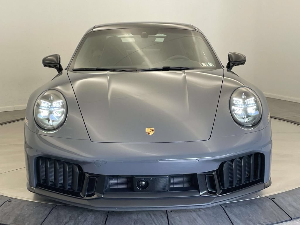 Used 2026 Porsche 911 Carrera GTS RWD image 10