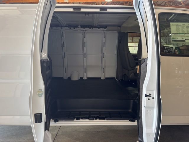 New 2026 Chevrolet Express 3500 Extended w/ Driver Convenience Package RWD image 22