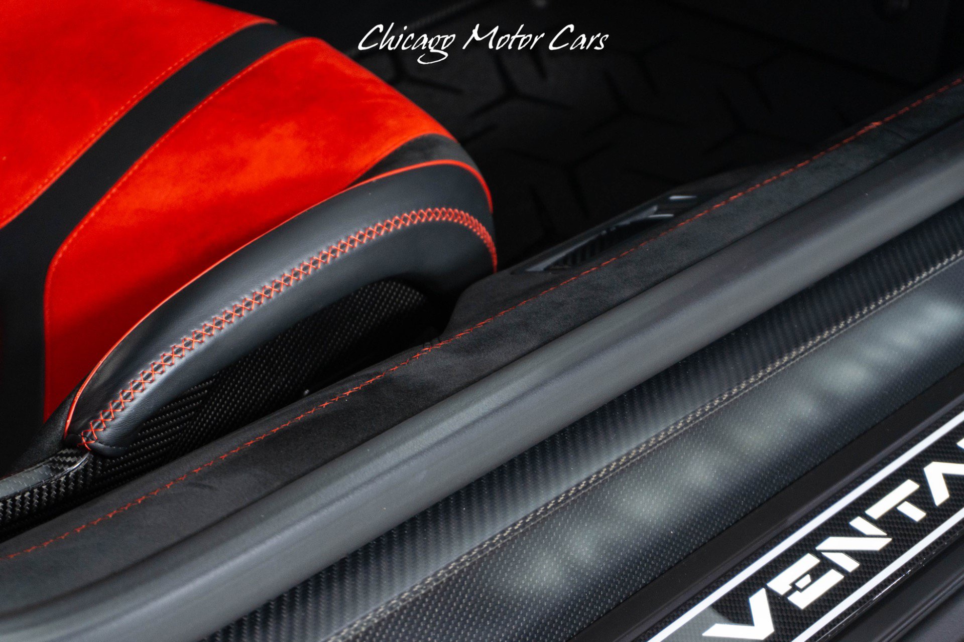 Used 2019 Lamborghini Aventador SVJ AWD/4WD image 50