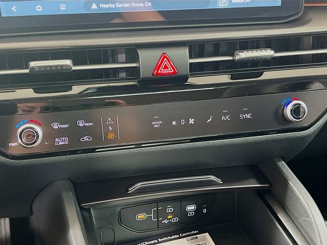 New 2026 Kia Sportage SX Prestige AWD/4WD image 16