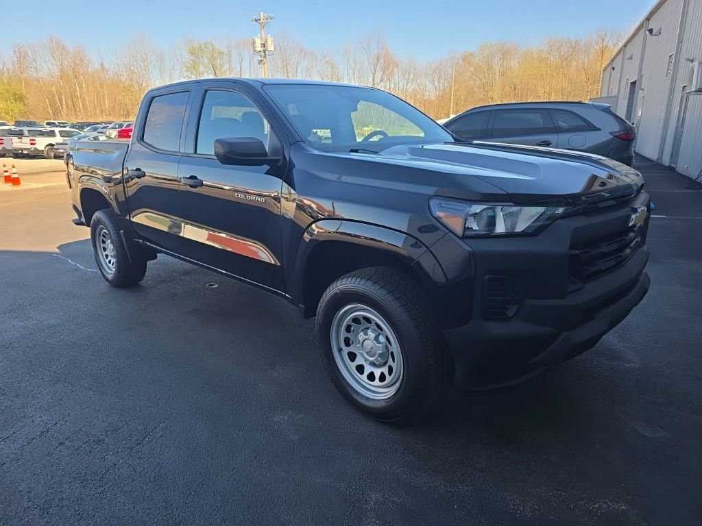Used 2023 Chevrolet Colorado W/T image 5
