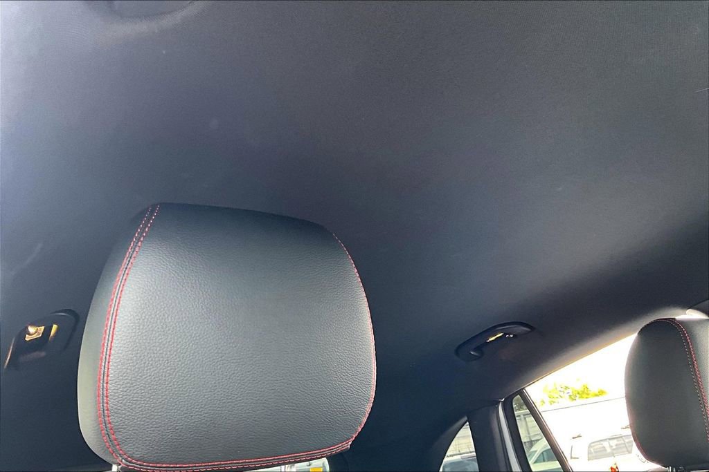 Used 2023 Mercedes-Benz GLA 35 AMG 4MATIC image 25