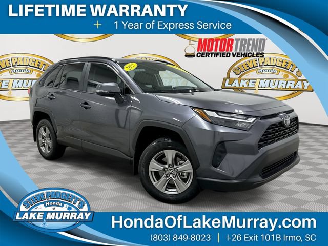 Used 2025 Toyota RAV4 XLE FWD image 1